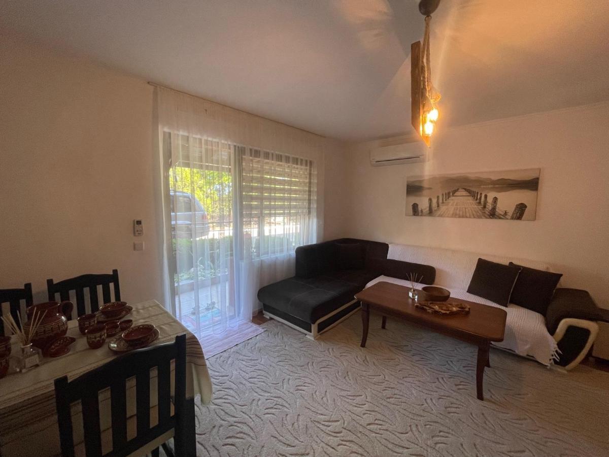 Panteli Apart House Aheloj Kültér fotó